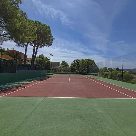 Le Mazet Du Sud Hébergement de vacances